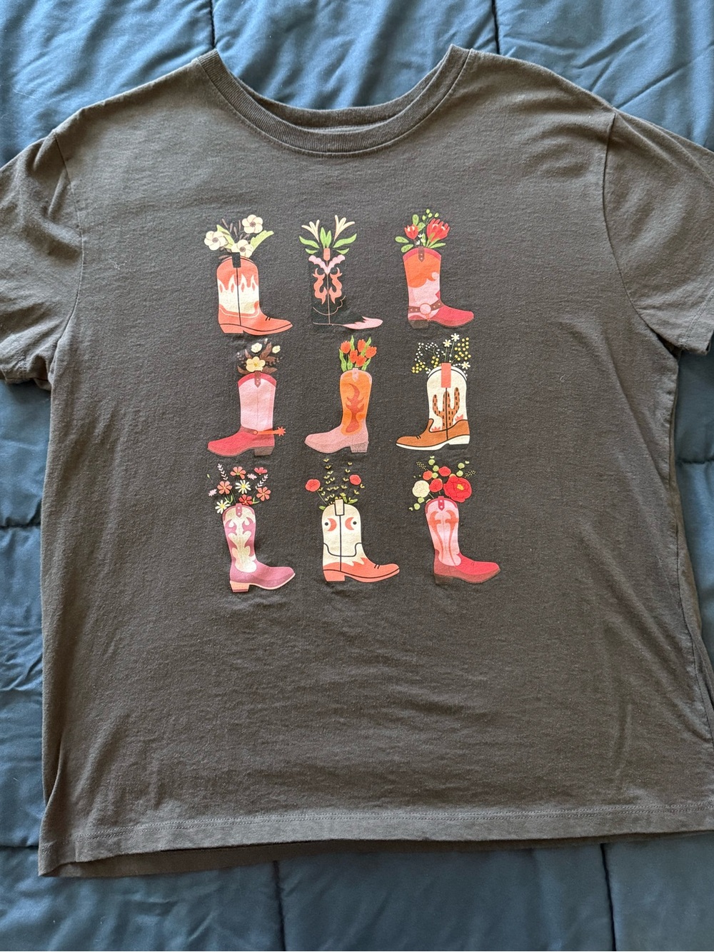 Women’s Graphic Tee with Pink Cowboy Boot Print